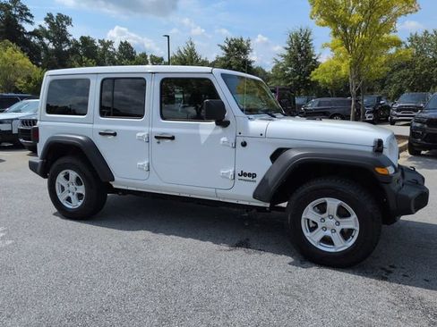 Used 2022 Jeep Wrangler Unlimited Sport w/ Sun And Sound Package AWD/4WD image 2