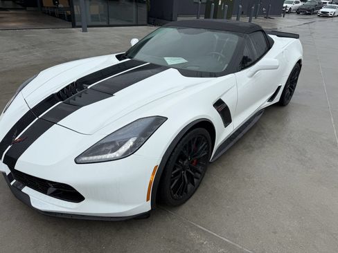 Used 2019 Chevrolet Corvette Z06 RWD image 1