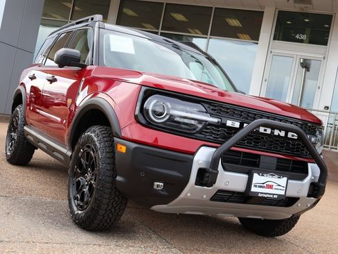 Used 2025 Ford Bronco Sport Badlands w/ Sasquatch Badlands Package image 7