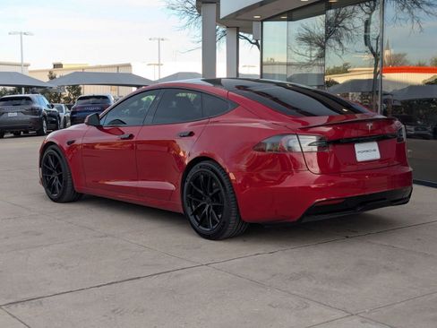 Used 2021 Tesla Model S Plaid image 3