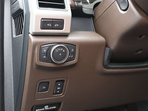 Used 2022 Ford F350 King Ranch w/ Tremor Off-Road Package AWD/4WD image 23