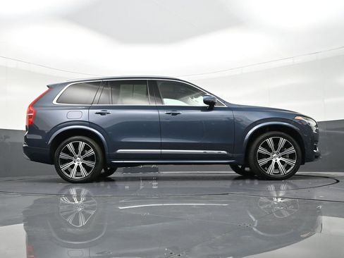 Certified 2022 Volvo XC90 T8 Inscription w/ Advanced Package image 31