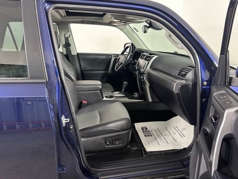 Used 2023 Toyota 4Runner SR5 Premium w/ Moonroof Package image 10