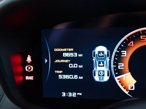Used 2019 McLaren 570S Coupe RWD image 14