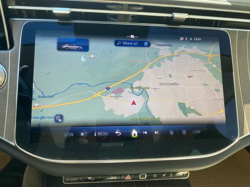 New 2026 Mercedes-Benz E 350 4MATIC Sedan image 17