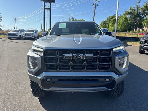 Used 2023 GMC Canyon AT4X AWD/4WD image 8