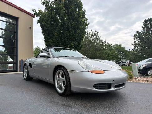Used 2001 Porsche Boxster S RWD image 18