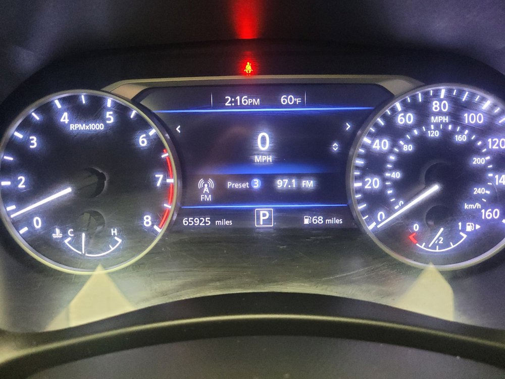 Used 2020 Nissan Sentra SV w/ SV Premium Package FWD image 23