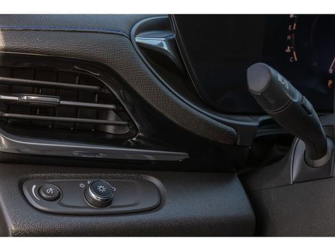 Used 2024 Buick Envista Sport Touring w/ Convenience I Package image 19