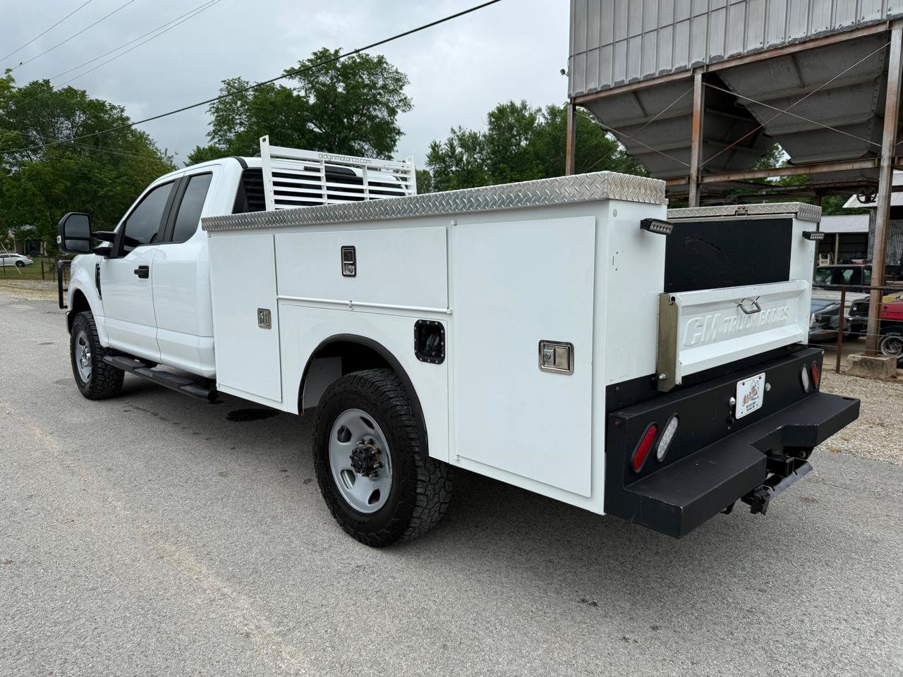 Used 2022 Ford F350 XL w/ Power Equipment Group AWD/4WD image 3
