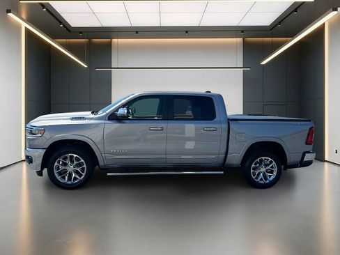 Used 2025 RAM 1500 Laramie AWD/4WD image 2