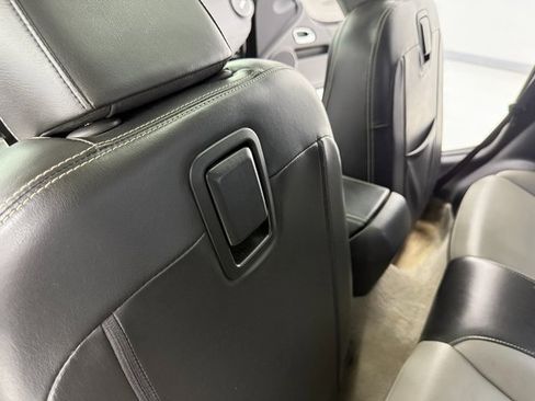 Used 2011 Chevrolet Camaro SS image 31