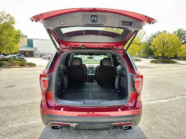 Used 2016 Ford Explorer Sport w/ Equipment Group 401A AWD/4WD image 26