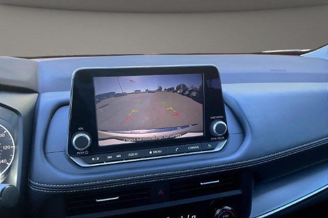 Used 2023 Nissan Rogue SV FWD image 19
