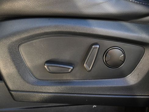 Used 2021 Ford Explorer Limited w/ Equipment Group 301A image 16