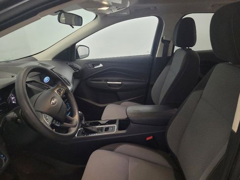 Used 2017 Ford Escape SE w/ Equipment Group 201A AWD/4WD image 17