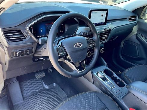 Used 2024 Ford Escape Active AWD/4WD image 14