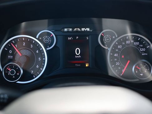 New 2026 RAM 1500 Express image 17