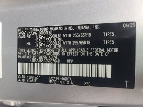 Used 2025 Toyota Grand Highlander AWD image 48