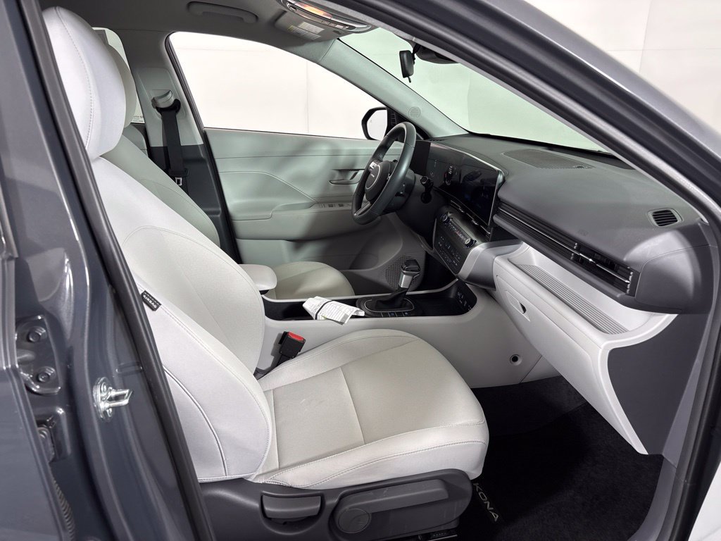 Used 2024 Hyundai Kona SEL AWD/4WD image 12