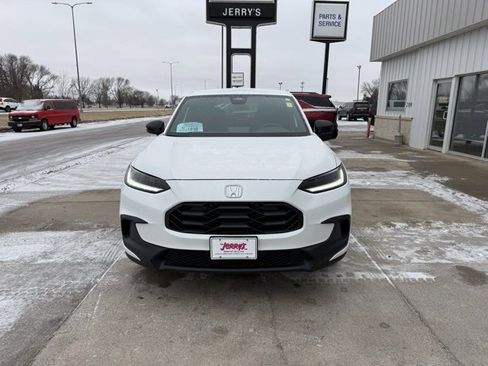 Used 2025 Honda HR-V Sport image 20