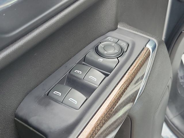 Used 2020 Chevrolet Silverado 1500 RST AWD/4WD image 19