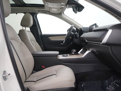 Certified 2025 MAZDA CX-90 Plug-In Hybrid w/Premium Sport image 12