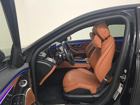 Used 2023 Mercedes-Benz S 500 4MATIC image 4