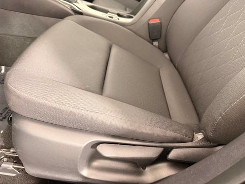 Used 2025 Toyota Corolla LE FWD image 25