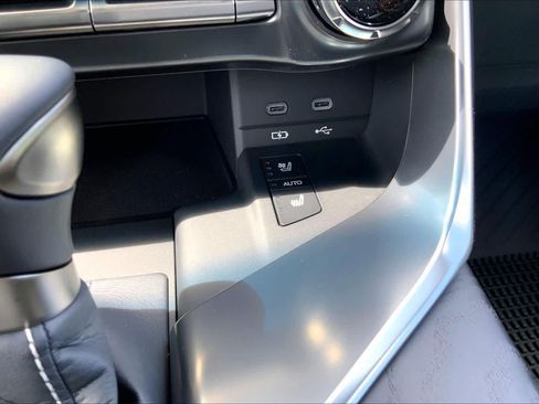 New 2026 Lexus LX 600 4WD w/ Luxury Package image 18