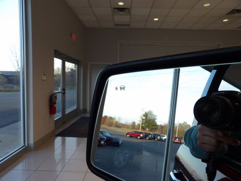 Used 2021 GMC Sierra 1500 Denali w/ Denali Ultimate Package image 31