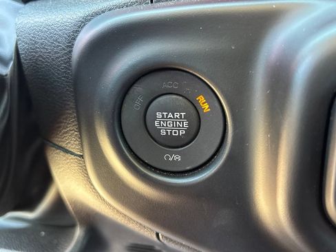 Used 2023 Jeep Wrangler Unlimited Rubicon 4xe AWD/4WD image 14