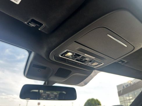 Used 2025 Lincoln Navigator Black Label AWD/4WD image 24