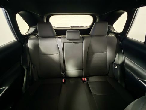 Used 2022 Toyota RAV4 SE image 33