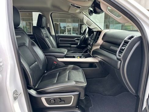 Used 2022 RAM 1500 Laramie AWD/4WD image 44