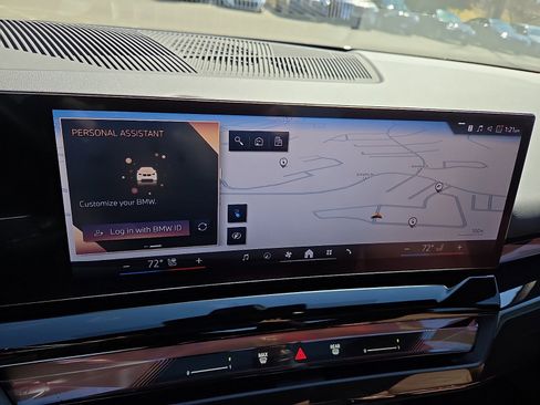 Used 2025 BMW i5 xDrive40 w/ Executive Package image 18