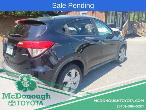 Used 2019 Honda HR-V EX image 2