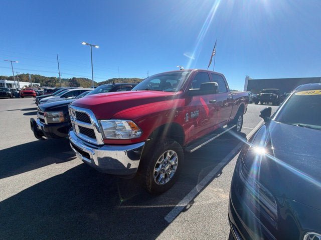 Used 2018 RAM 2500 Tradesman w/ Chrome Appearance Group AWD/4WD image 3