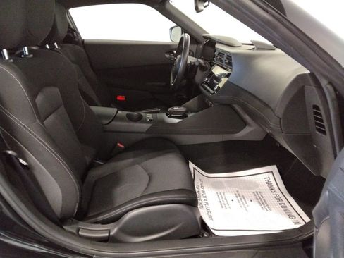 Used 2024 Nissan Z Sport w/ Floor Mat Package image 34