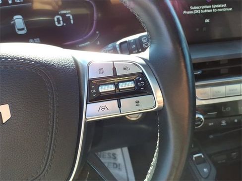 Used 2024 Kia Telluride EX X-Line image 28