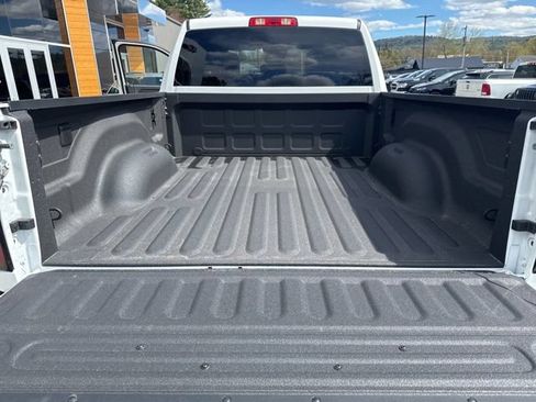 Used 2025 RAM 2500 Big Horn w/ Bed Convenience Group AWD/4WD image 31