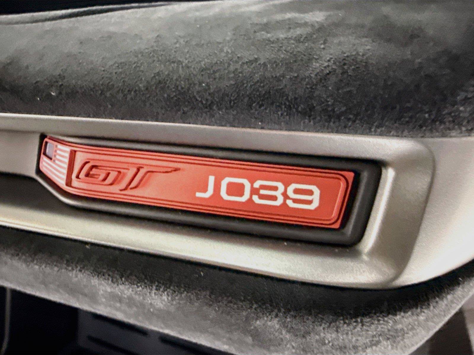 Used 2018 Ford GT RWD image 31