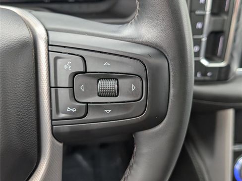 Used 2023 GMC Yukon XL Denali image 27