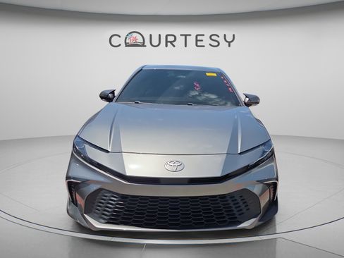 Certified 2025 Toyota Camry SE w/ Convenience Package FWD image 5