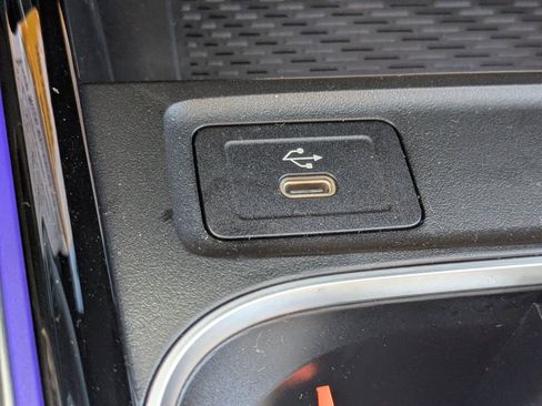 Used 2025 Mercedes-Benz GLA 250 4MATIC image 13