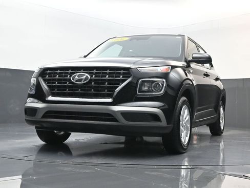 Used 2026 Hyundai Venue SE FWD image 27