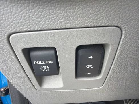 Used 2019 Ford F150 XLT w/ Equipment Group 302A Luxury AWD/4WD image 29