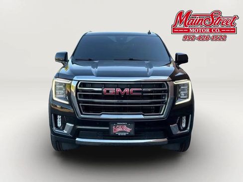 Used 2023 GMC Yukon SLT w/ SLT Luxury Package AWD/4WD image 2