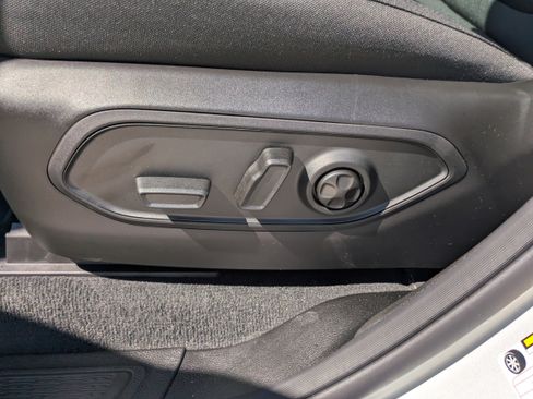 New 2026 Jeep Grand Cherokee L Laredo RWD image 11