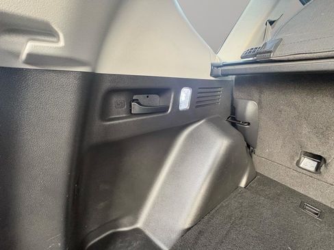 Used 2021 Honda CR-V EX image 37